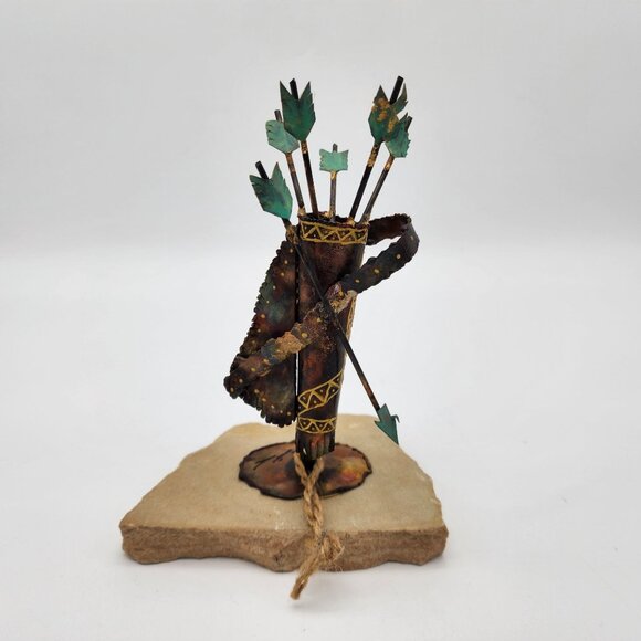 Pair of Vintage Kenneth Doherty Native American Sculptures - Picture 2 of 10